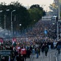 „Politički rat“ Mađara i Orbana: U Budimpešti protesti pristalica dve rivalske strane, očekuje se desetine hiljada ljudi…