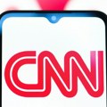 Da li će CNN biti kolateralna šteta "rata" između Nefliksa i Paramounta: I budućnost američkih medija na prekretnici
