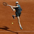 Novakov rekord je sve bliže - Siner rutinski do četvrtfinala Madrida