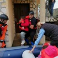 Pomoć Crvenog krsta poplavljenim domaćinstvima u Šapcu i Loznici