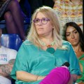 Majka Jelene Golubović mora na hitnu operaciju: Rijaliti zvezda moli za pomoć