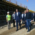 Vučić u Požarevcu: "Do kraja 2025. do Golupca stizaćemo za sat i 25 minuta" (video)