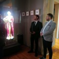 Izgleda kao da je živ: Prvi put u istoriji predstavljen hologram cara Lazara u Narodnom muzeju u Kruševcu (foto)
