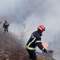Razbuktala se četiri požara širom Srbije: Zbog jednog proglašena vanredna situacija, MUP hitno reagovao