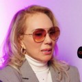 "I dan danas palim sveću tom čoveku" Lepa Brena otkila detalj iz detinjstva koji niko nije znao, ogolila dušu: To je bilo…