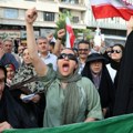 Stotine ljudi marširale u Teheranu u znak podrške iranskoj vojsci