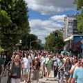 Dva odvojena protesta prvog dana školske godine, potom organizovana zajednička protestna šetnja