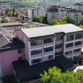 Prokišnjavaju krovovi na OŠ Dragiša Mišović, roditelji zabrinuti za bezbednost dece