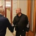 Putin snimljen u opuštenom razgovoru sa "običnim čovekom": Otkriveno ko je misteriozni muškarac sa kojim se rukovao (video)