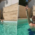 Havarije s vodom, Vučićević u bazenu: Za njega nema lepše zemlje, dok šalje uvrede Romima i Crnogorcima