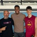 Novosađanin sa NBA zvezdom na pripremama: Kusturica i Adetokunbo - oči u oči