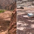 Stravične poplave pogodile SAD: Najmanje 15 nestalih, bujica opustošila sve pred sobom u sekundi (video)
