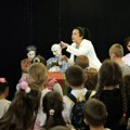 Počeo 38. Festival humora za decu: Predstava „Mudro prasence“ na poklon svim prvacima u Lazarevcu