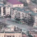 Odsečeni od sveta Grad je nemoguće napustiti, novac je beskoristan, ljudi gladuju: "Vratite se i umrite!"