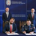 Ministar Vučević objavio sjajne vesti za vojnu industriju: Nekoliko preduzeća potpisalo ugovor sa Ministarstvom odbrane u…