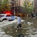 Vanredno stanje u Njujorku - poplavljene škole, aerodrom i stanice metroa: "Ovo je oluja opasna po život"