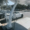 BT pretvara ormare s instalacijama u punionice za električne automobile