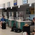 Drama sa srpskim putnicima na aerodromu u Sardiniji: Njih 15 zarobljeno u Italiji, među njima i mala deca! Otkazan im let…