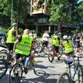 VIDEO: Studenti biciklima krenuli na današnji protest u Šapcu