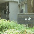 Na PMF u Novom Sadu uvedena potpuna blokada: Ni nastavnici više ne mogu da uđu u zgradu