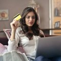 U Crnoj Gori prihod od online kupovine za pet meseci 2,3 miliona evra