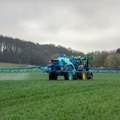 Pola miliona Francuza protiv ponovnog uvođenja pesticida u poljoprivredu