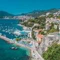 Nova analiza morske vode pokazala: Samo na ovom mestu u Crnoj Gori je kvalitet loš i opasno je za kupanje