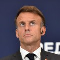 Mediji: Makron je „dežurno zanovetalo“, njegov uticaj u EU je oslabio
