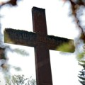 Уклоњени православни крстови са гробаља: Инцидент у Хрватској