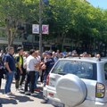 Detalji incidenta kod Pravnog fakulteta: Vozač probio blokadu i udario muškarca (90), oglasio se Klinički centar Srbije