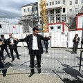 Mađar sklonio ograde ispred bivšeg Orbanovog sedišta u Budimpešti, zgrada otvorena za posetioce