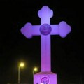 Simbol pravoslavlja zasijao ljubičasto! Nesvakidašnji prizor oduševio Kragujevčane, evo i zašto! Bravo za ovaj potez! (foto)…