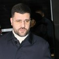Pevač ugledao svoju majku u invalidskim kolicima na koncertu u Subotici, zbog onog što je uradio svima su se suze slivale niz…