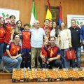 Za šampione sveta - 150 kilograma paradajza! FOTO