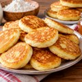 Уз овај додатак укус је другачији! Ове руске палачинке су мекане као душа, златне споља и ваздушасте изнутра