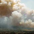 Nekontrolisani požar na zapadu Kanade: Hiljade ljudi u Britanskoj Kolumbiji čeka na evakuaciju