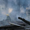 Bukti požar u Boljevcu: Gori market nedaleko od zgrada, na licu mesta vatrogasci (video)