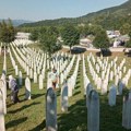 Komemoracija u Srebrenici: prva godišnjica nakon rezolucije