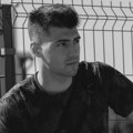 Porodica i prijatelji opraštaju se od Marka (25), nastradalog u nesreći kod Topole: “Brate, hoću da se vozim…”