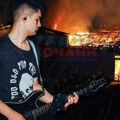 "Zahvaljujem se bogu što mi je pružio drugu šansu! I srećan sam i tužan" Gitarista DNK grupe nakon izlaska iz bolnice…