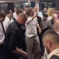 Snimak sa svadbe u Vranju napravio pometnju na mrežama, gosti gledaju i ne veruju: "Južna pruga je oduvek bila hardkor"…