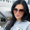 Na mrežama svanula Stanijina fotka sa mature: Pre operacija starleta izgledala ovako, tu je i njen prvi momak