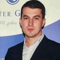 Majka i dalje ne gubi nadu Pre godinu dana otišao je na sastanak i do danas se ne zna šta je s njim