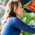 Pijačne cene poletele pred Mitrovdan Kupus, paprika i domaći kolači papreno skupi