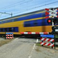 Upozorenje za vozače u Železniku: Ne zaobilazite spuštene branike, voz ne može da stane na vreme