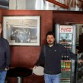 (Foto) Napustio nas je čuveni gazda Rista: Novi Sad siromašniji za jednog od poslednjih čuvara starog gradskog duha i vlasnika…