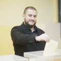 Lider SPP-a Usame Zukorlić glasao jutros u 7 časova