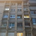 Drama u centru Beograda: Mladić (29) se zabarikadirao u stanu, stigli pregovarači