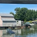 Tek položio, pomešao brzine, pa s devojkom u autu upao u Savu! Detalji nesvakidašnje nesreće ispod Mosta na Adi: Iz reke i…