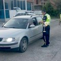 MUP: Uhapšen vozač, kod Surčina, pijan vozio 230 na sat